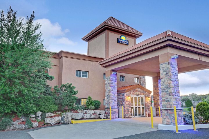 Hotel 2 of 14