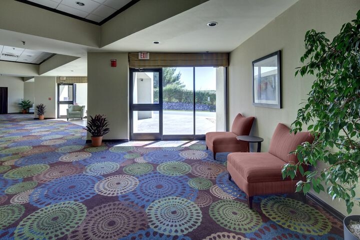 Hotel 6 of 82