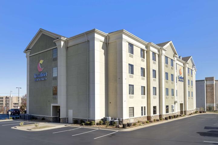 Hotel 2 of 63