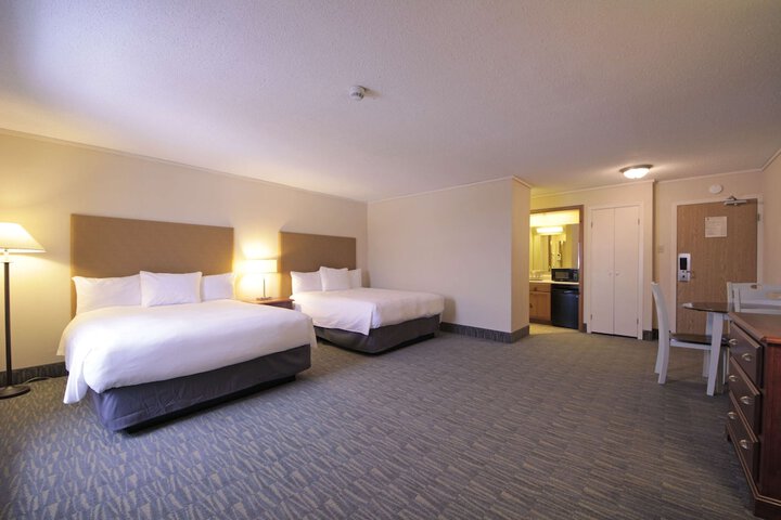 Room 8 of 50