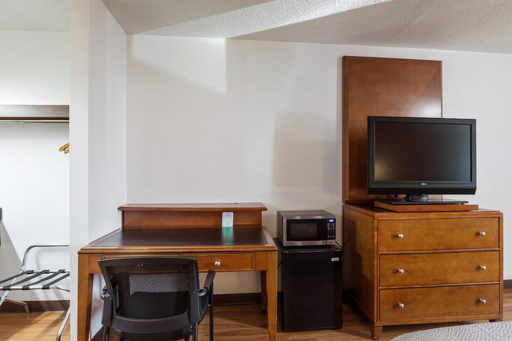 Room 40 of 46