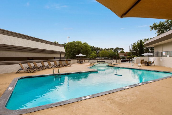 Pool 2 of 35