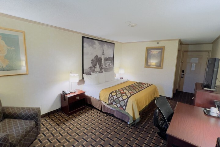 Room 14 of 29