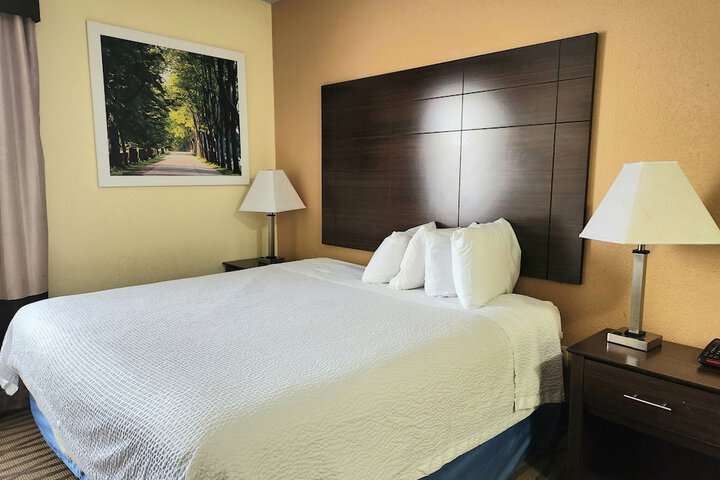 Studio 6 Suites – Pasadena TX