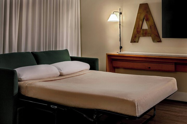 Renaissance Allentown Hotel