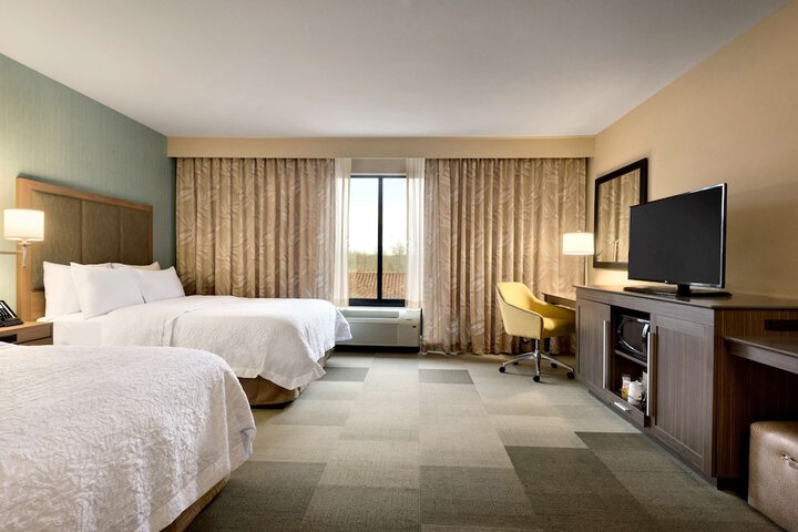 Hampton Inn & Suites Monroe