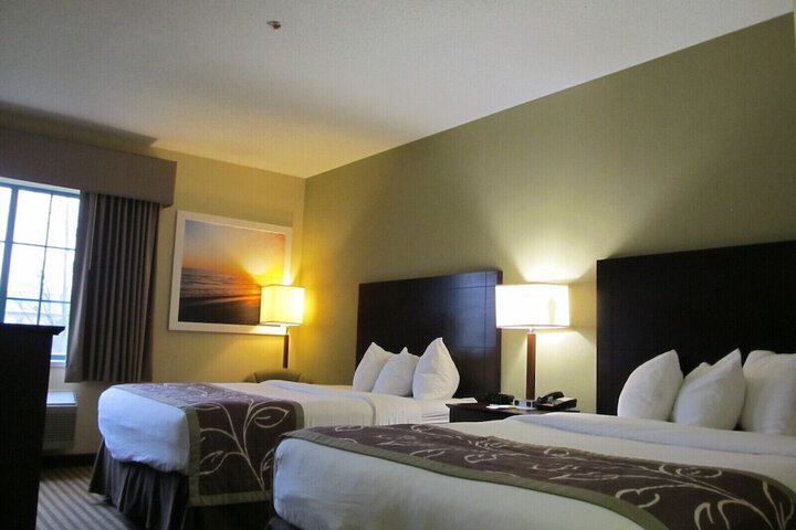 Room 13 of 16