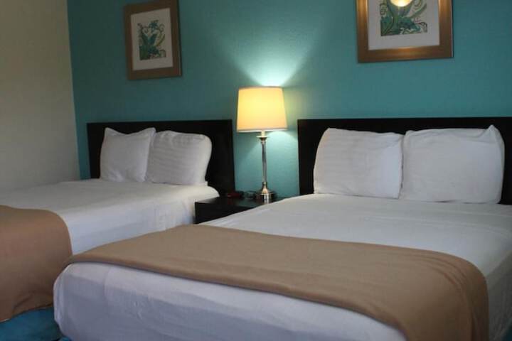 Room 35 of 54