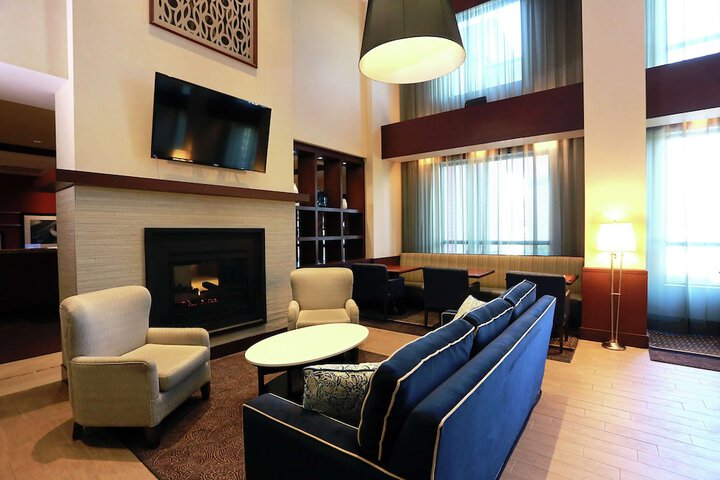 Hampton Inn & Suites by Hilton Laval