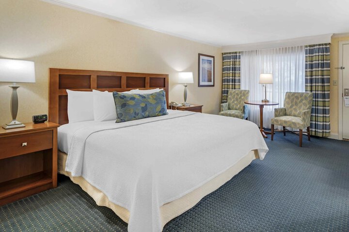Juniper Hill Inn