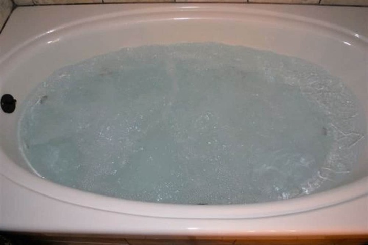 Hot Tub 63 of 64