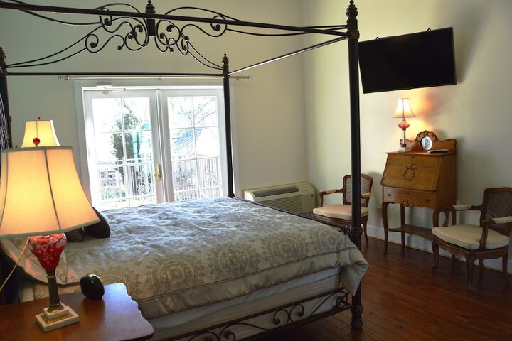 Room 34 of 54