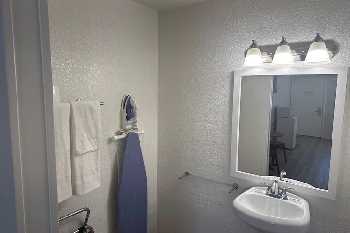 Room 31 of 52