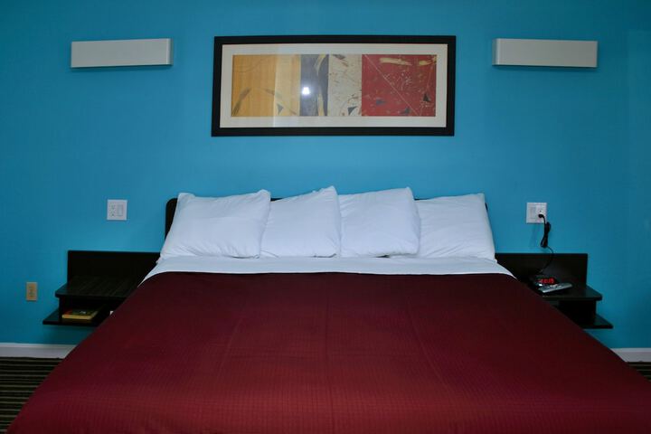 Relax Inn Motel