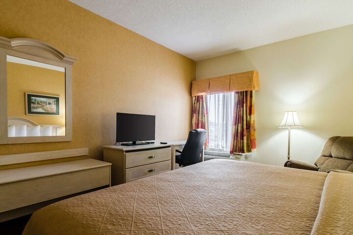Room 18 of 36