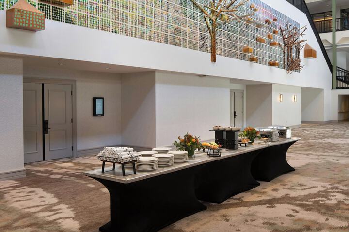 Sheraton Grand Sacramento Hotel