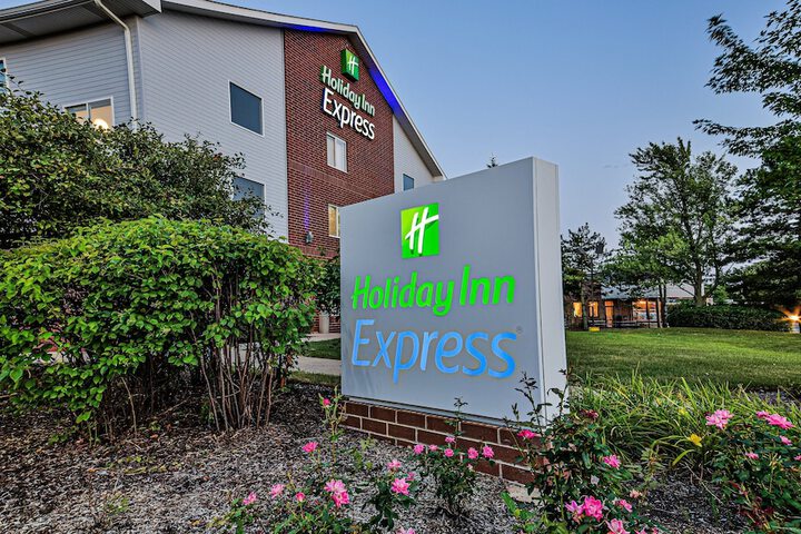 Holiday Inn Express Chicago NW - Vernon Hills by IHG