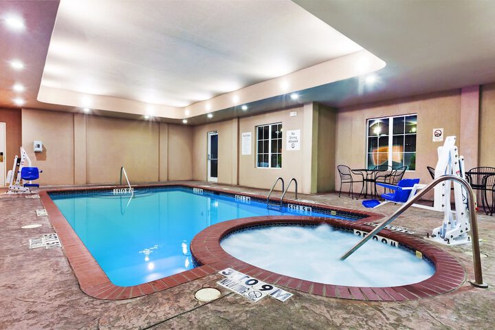Pool 8 of 52