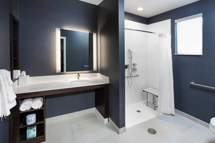 Residence Inn by Marriott Milwaukee Brookfield