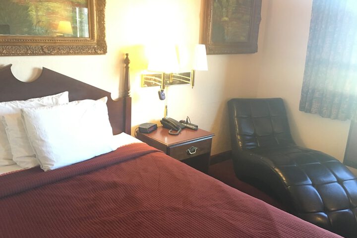Room 16 of 21