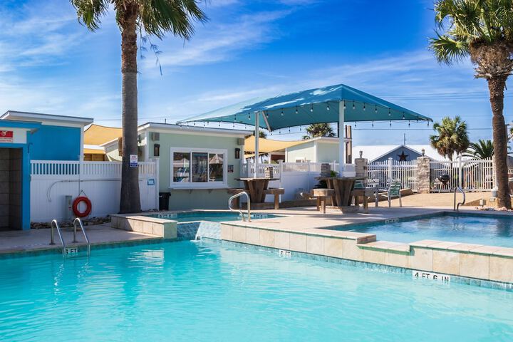 Pool 8 of 44