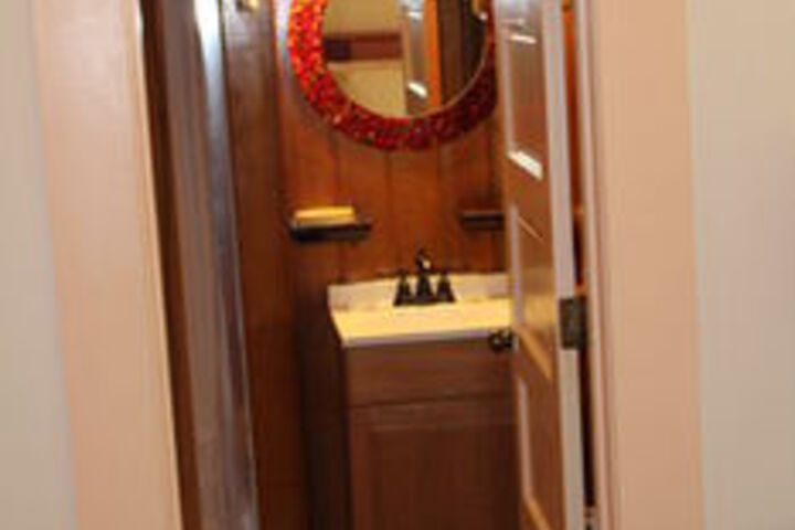 Haiku Plantation Inn Bed & Breakfast
