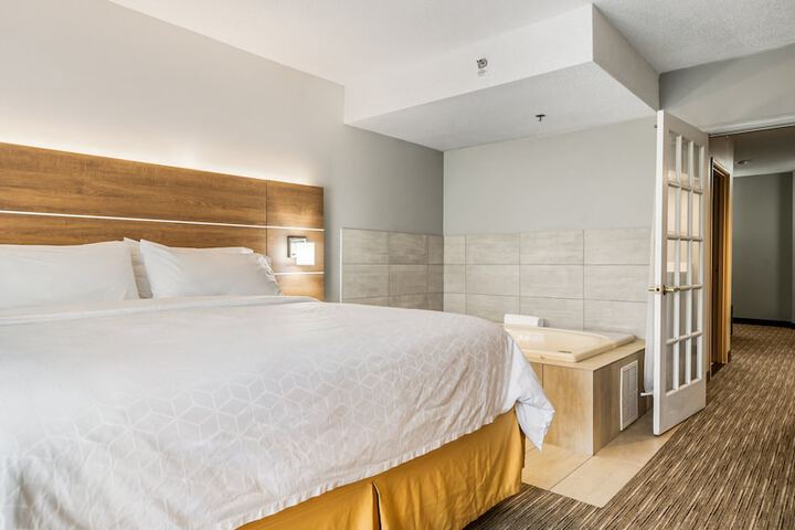 Holiday Inn Express Hotel & Suites Bad Axe by IHG