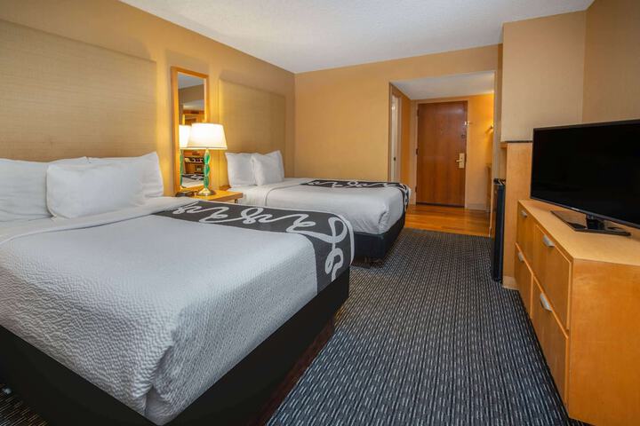 Room 21 of 47