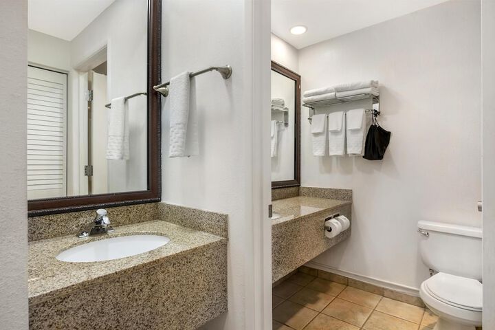 Best Western Pier Point Inn