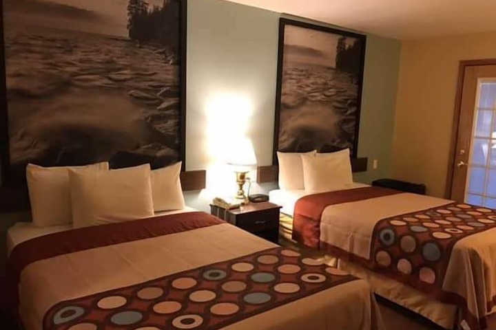 Room 14 of 20