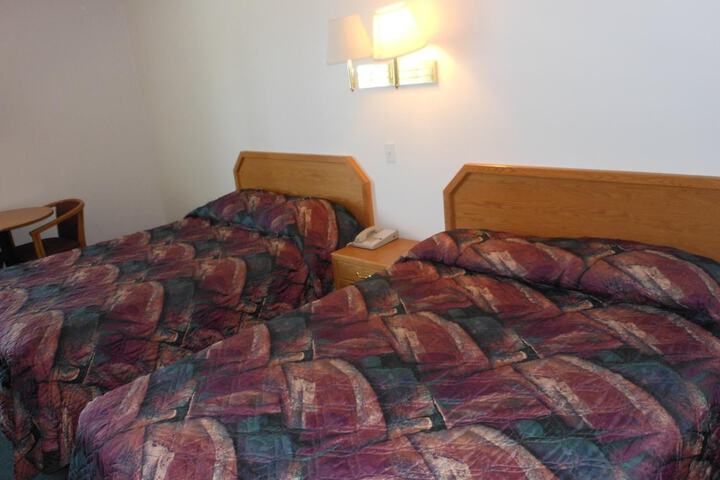 Room 4 of 24