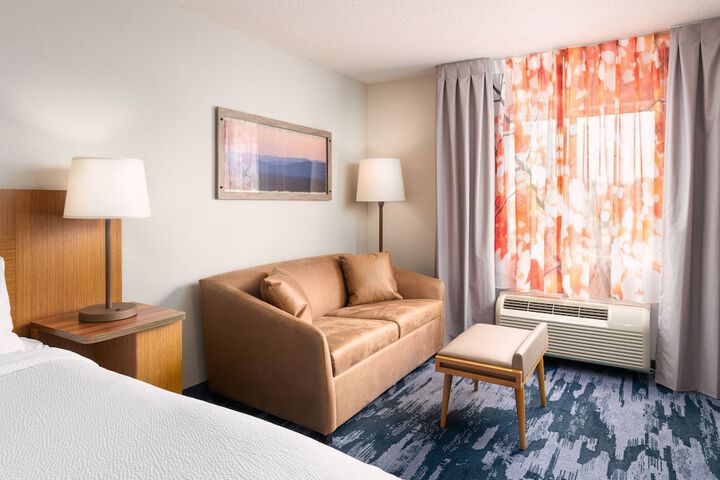 Room 17 of 31