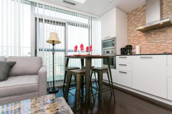 Royal Stays Furnished Apartments Entertainement District