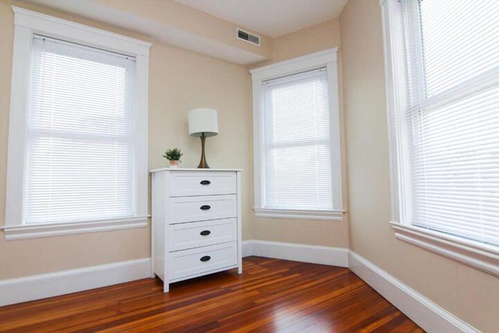 Luxury 3 Bedroom 20 min to Boston, 15min Encore