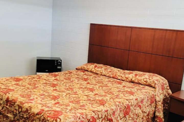 Wiebe Motel
