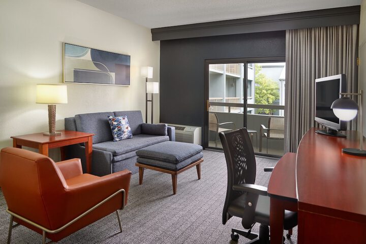 Room 7 of 30