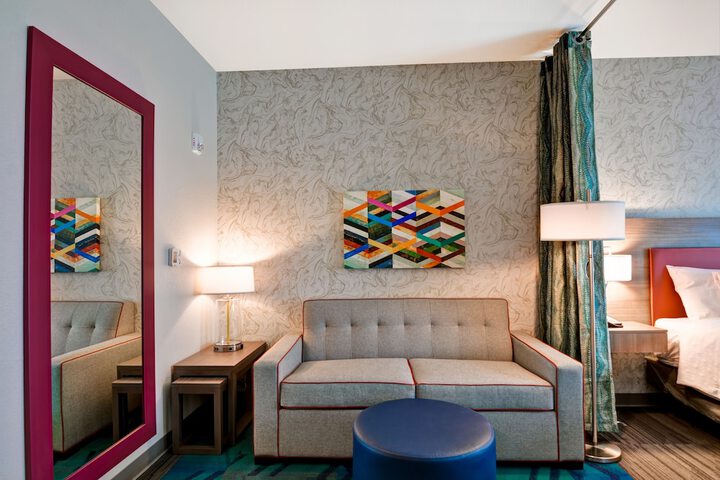 Room 21 of 62