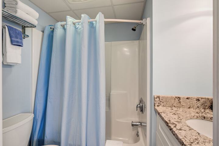 Room 216 of 334