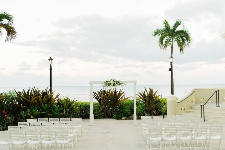 Moana Surfrider a Westin Resort & Spa, Waikiki Beach