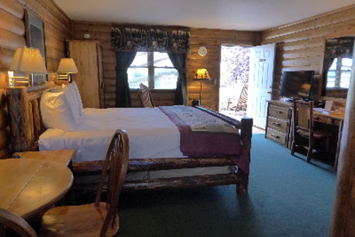 Room 22 of 51