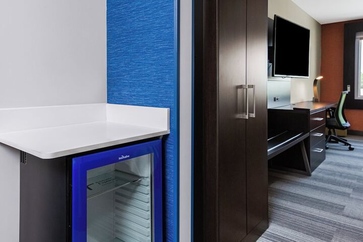 Holiday Inn Express & Suites Sanford- Lake Mary by IHG