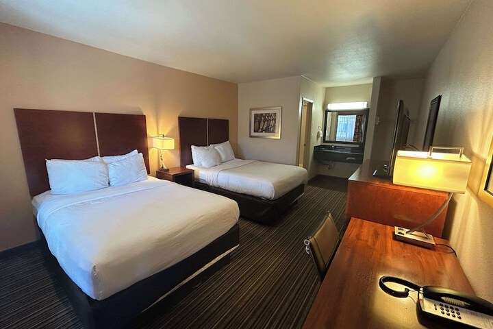 Rodeway Inn