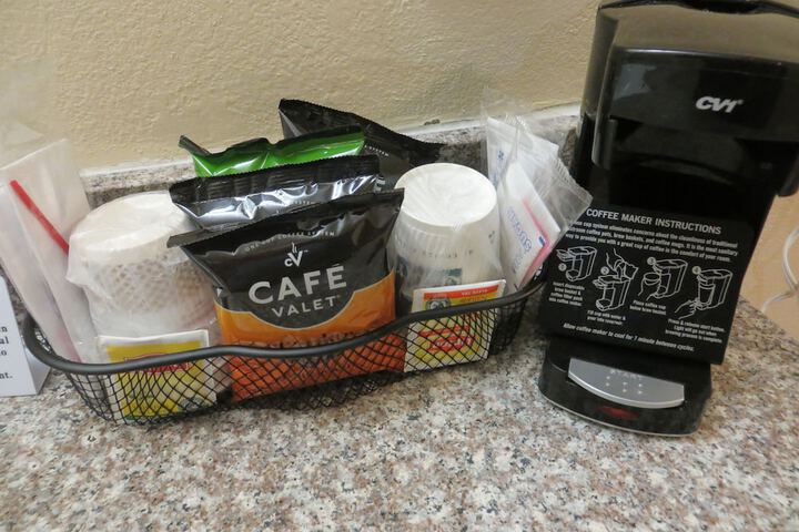 Breakfast/Coffee Service 33 of 33