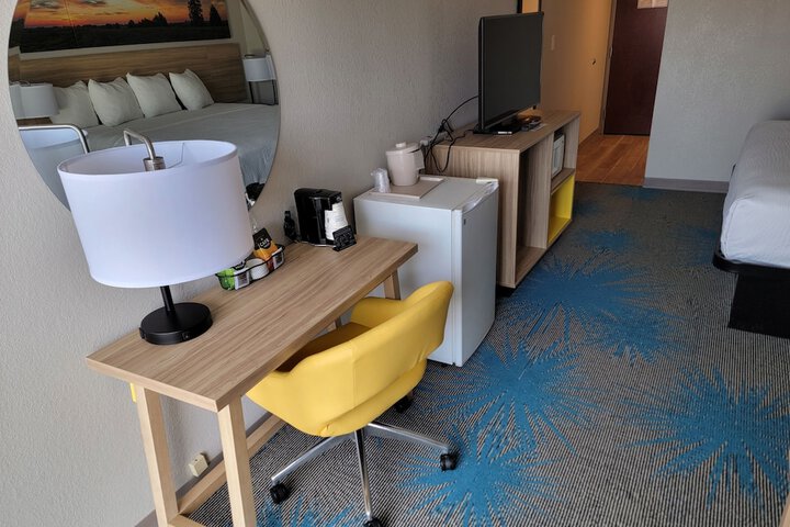 Room 5 of 24