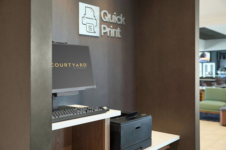 Courtyard by Marriott St. Louis Creve Coeur