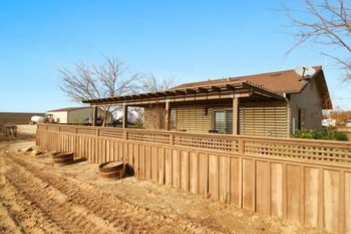 Bungalow at J and J Cellars 1 Br Home by RedAwning