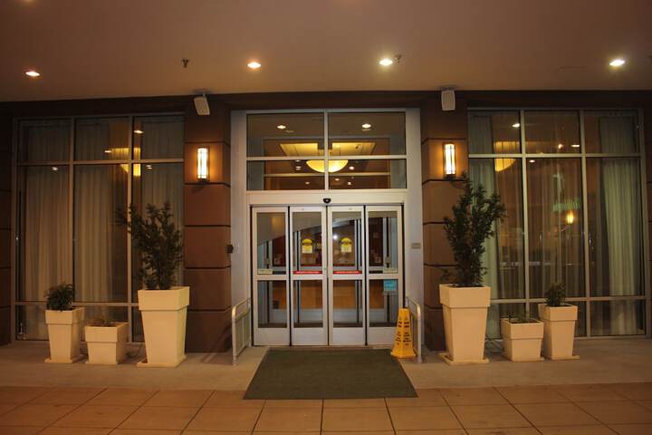 Hotel 5 of 39