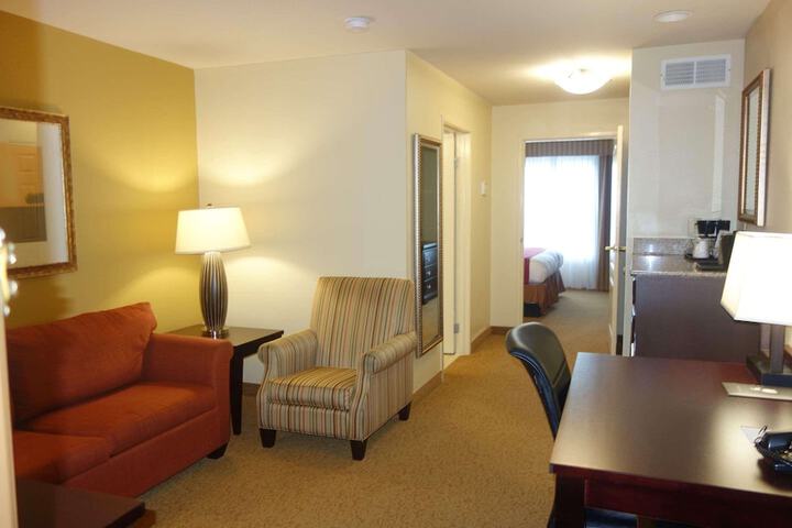 Room 12 of 21
