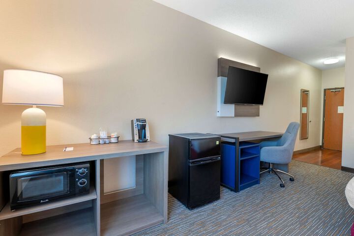 Comfort Inn & Suites Zanesville City Center
