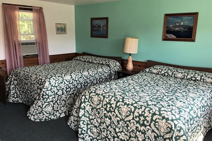 Room 28 of 37
